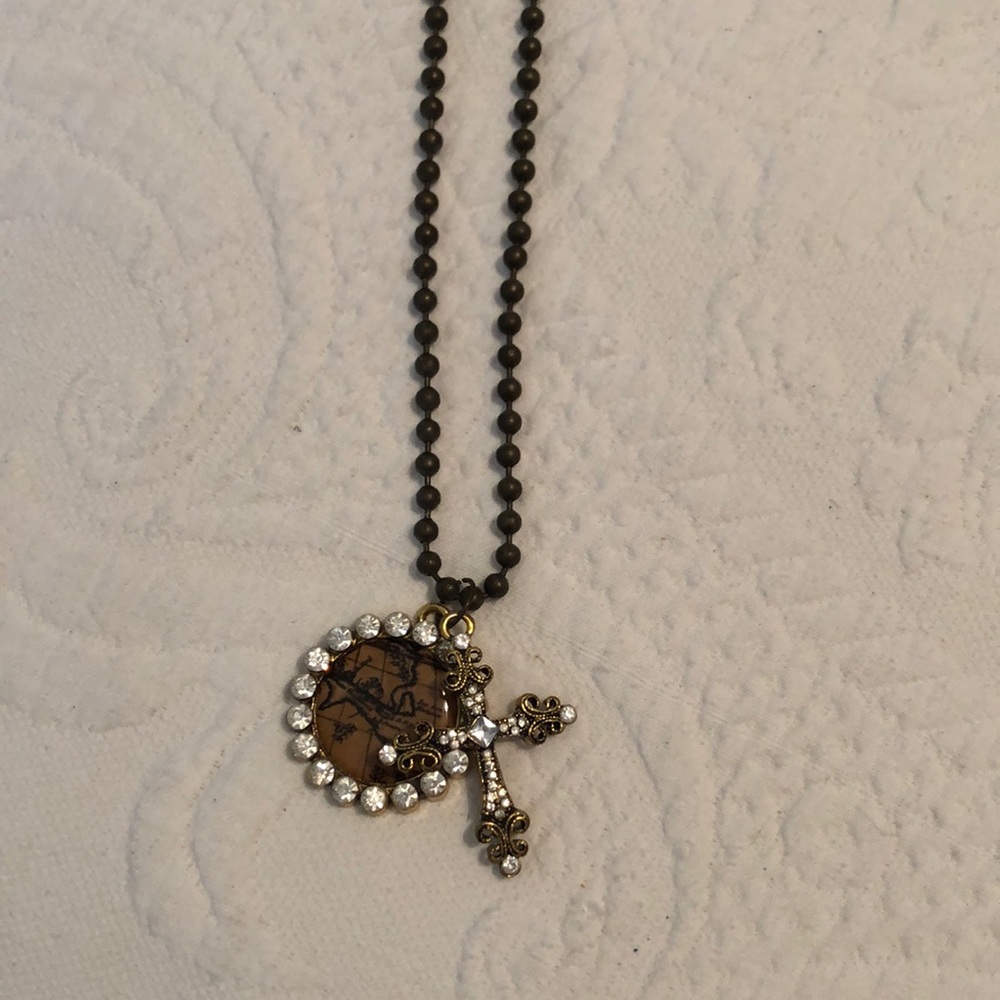 Ladies cross necklace
